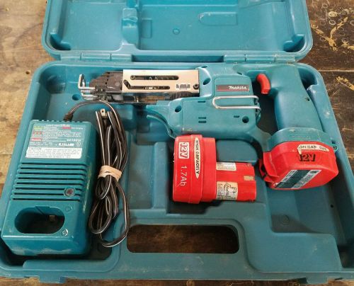 makita 6831d drywall sheetrock screw repeater gun