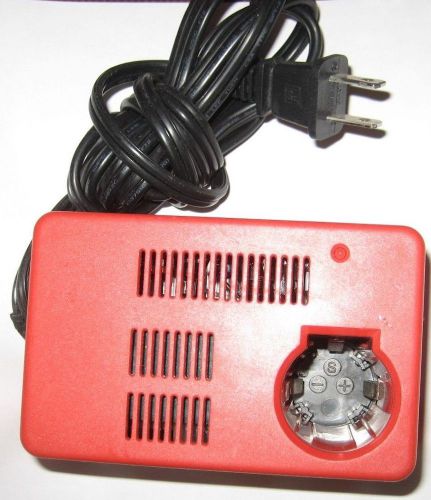 Milwaukee Battery Charger 48-59-0300 120V 60Hz