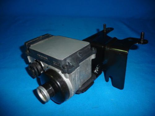 Mazda YL8F-9C734-EE YL8F9C734EE Actuator C