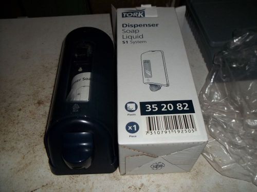 TORK DISPENSER SOAP LIQUID S1 SYSTEM (35 20 82)