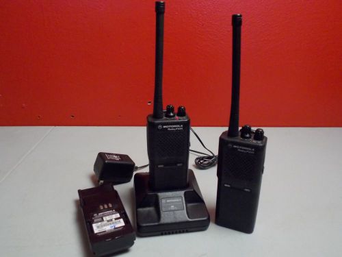 2 Motorola Radius P1225 Bundled w/ 3 batteries + Chrgr Model: P93ZRC90C2AA  J886