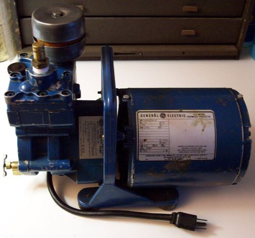 ROBINAIRE VACUUM PUMP