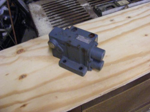 Boy molding machine rexroth manifold block #9207030 for sale