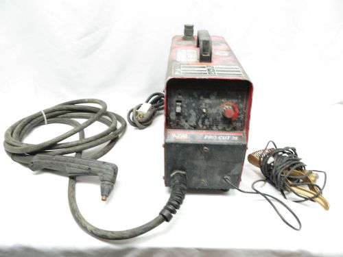 LINCOLN ELECTRIC PRO CUT 25 PLASMA CUTTER ( WS )