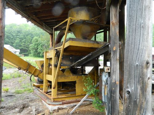 WOOD CHIPPER, FUGHAM 48 INCH