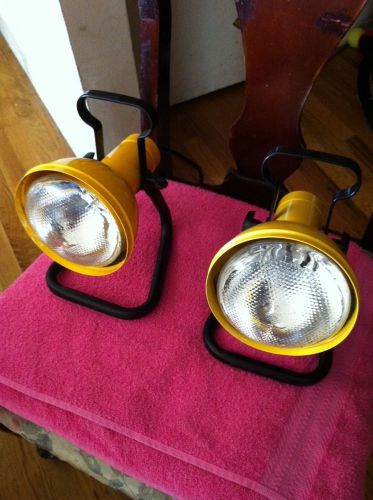 Pair COOPER LIGHTING WL100 Worklight 100 Watts 2 Lights Free Shipping Nice