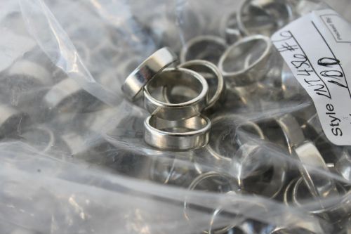 Gravograph new hermes is400 lot of 1000 copper free pewter rings for engraving for sale