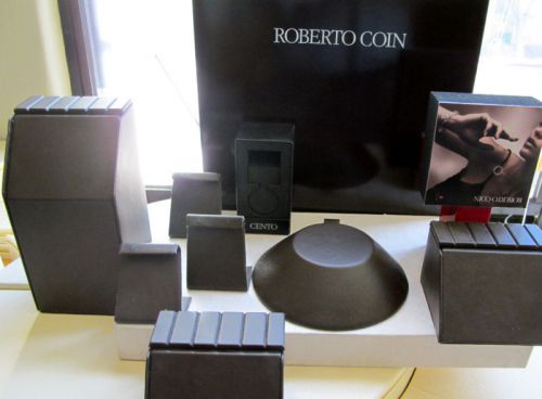 ROBERTO COIN HIGH END JEWELRY COLLECTION  DISPLAY SET