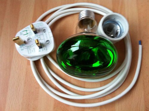 Ceramic Lamp holder kit 1000w &amp; Green 60w Heat Bulb Vivarium Chickens Reptiles