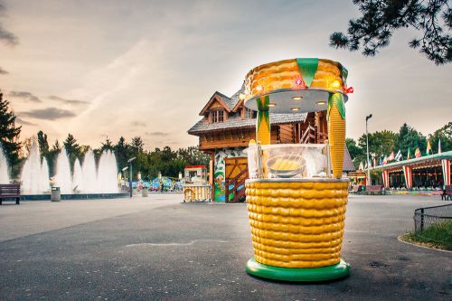 Sweet corn kiosk