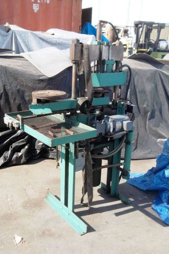 J &amp; N JR-900 Riveter Machine 230v / 60hz / 1 phase /