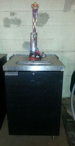 24&#034; Continental Kegerator Single Draft Dispenser