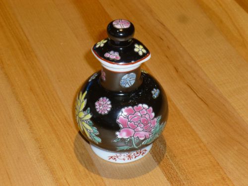 Town Food Service 4-1/2oz Soy Sauce Bottle, Ceramic (Dozen)