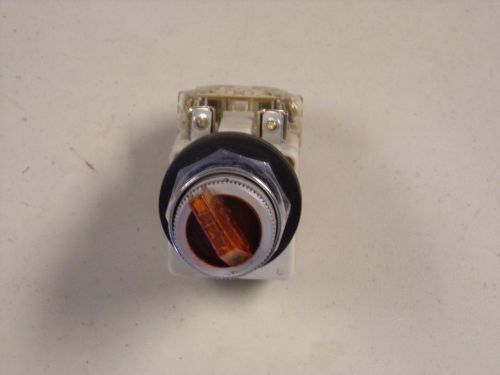 Square d 9001km1 orange illuminated selector 9001 km1 9001-km1 9001ka1 ka1 for sale