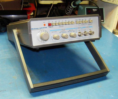 BECKMAN FG2 A FUNCTION GENERATOR - PARTS OR REPAIR