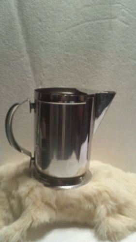 DURA WARE 18-8 STAINLESS STEEL WATER PITCHER