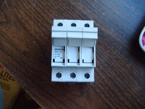 SIEMENS FUSE BASE10 X 38 32 AMP  3NW7-031