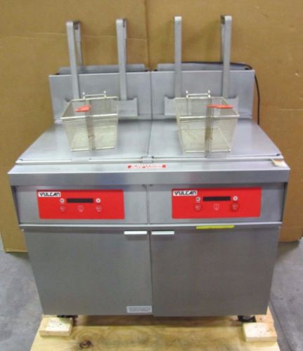 VULCAN 2GR65DF 65 LB 120V 1PH NATURAL GAS COMMERCIAL FRYER W/O FILTRATION SYSTEM