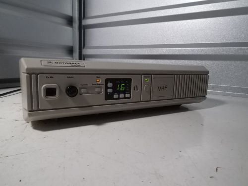 Motorola Maxtrac Desktrac Base Radio Model L43SUM70D0B