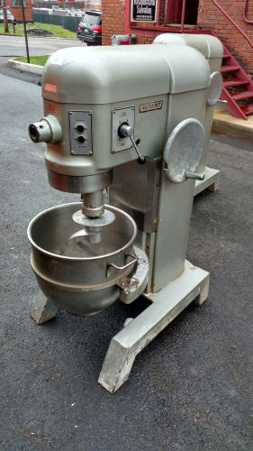 Hobart 60 Qt Mixer (RARE) 1 1/2 HP!!   Can Run On 115 &amp; 220 Volt SINGLE PHASE!!