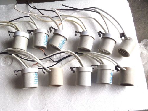 LIGHT SOCKET (LOT OF 11 )