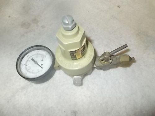 Listed 365M Compressed Gas Regulator Model Number R83200NNER