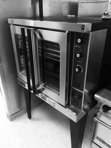 NEW, Open Box Duke E101-E Single Deck Electric Convection Oven, 208V, Single