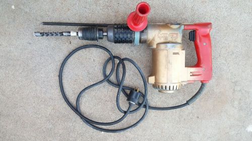 HILTI TE 17 HAMMER DRILL, USED, GREAT CONDITION, INCLUDES SEVEN HILTI DRILL BITS