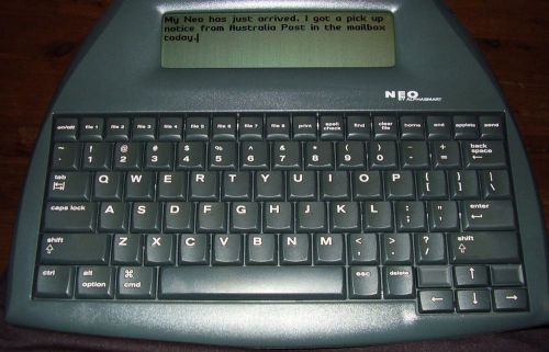 ALPHASMART NEO PORTABLE WORD PROCESSOR WITH  USB CABLE NICE