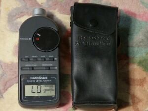 Radio Shack Digital Sound Level Meter Tester 33-2055 with Case - TESTED