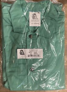 New Steiner 40&#034; Weldlite Green Medium Welding Jacket 1039-M