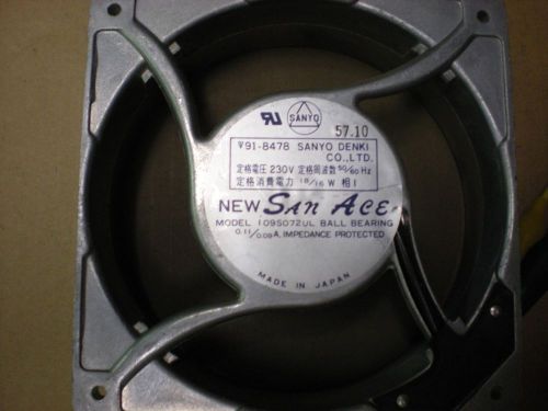 Sanyo Denki Model 109S072UL Fan - 4-1/4&#034; Diameter Blades - 230VAC - #2