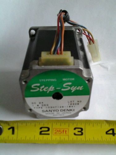 Sanyo Denki  type 103H7126-1841 stepping motor 1.8 degree