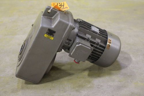 New Nord Gearbox 5282AZGB-132 S/4 CUS  132 S/4 C U S  N1 36513102/0523 7.5HP 3PH