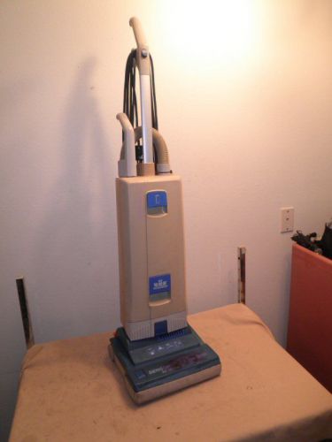 Windsor Sensor XP12 Commercial Upright 12” Vac Vacuum Cleaner NR