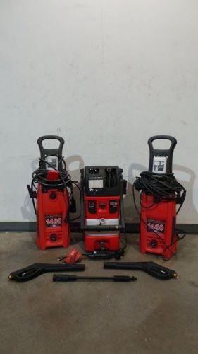 Clean Force CF1400 CF1800HD 1.5 gpm 1400-1800 psi Pressure Washer Bundle