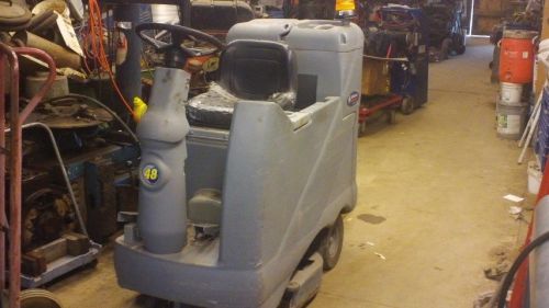 Floor Cleaning Machine - Advenger 3210D