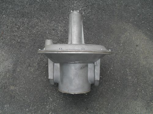 Maxitrol rv111 gas regulator valve 3&#034; for sale