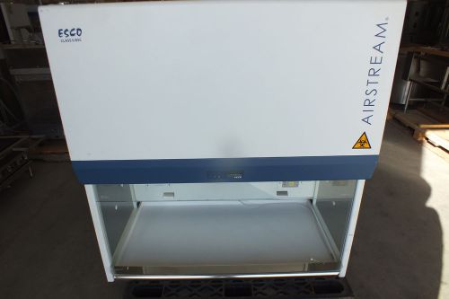 ESCO Class II BSC Airstream Biohazard Safety Cabinet Hood Model AC2-4E2