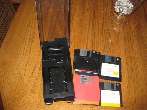 LOT of 30 3 1/2/3.5 inch HD Formatted Disks 1.44 MB with storagecase/ box
