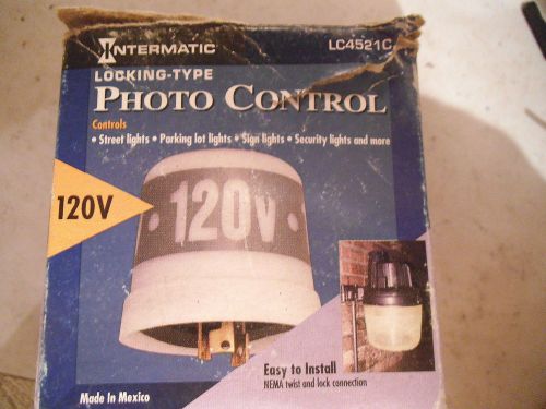 Intermatic LC4521C Wattage 120V Photocontrols Locking Type - NEW