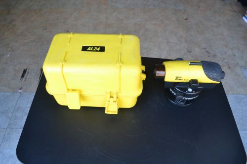 (Pre-Owned) STANLEY Fat Max Self Adjusting Laser Level in Hard Carry Case