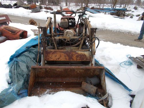 MASSEY FERGUSON  10 Tractor with Loader