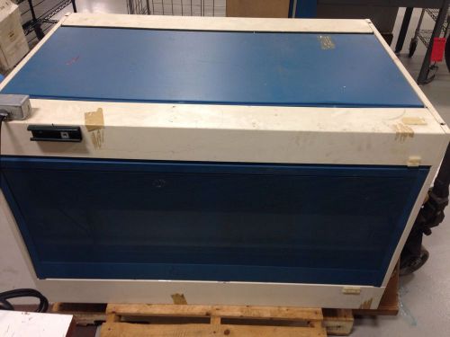 EACI Envirco Horizontal Clean Bench Solvent Hood 10571 115v 8.9a Laminar Flow