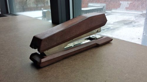 Vintage ISABERG AB HESTRA FABER CASTELL Sweden BAKELITE Stapler FC-17 Wood Grain