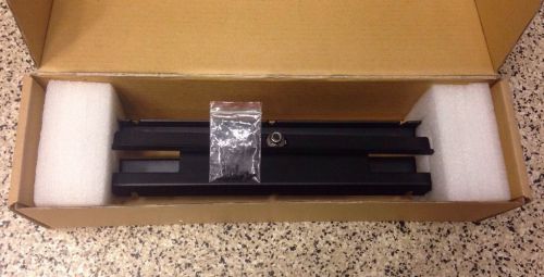 New LCD RackRack-Mount Kit View LA-D1919