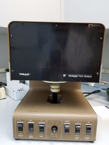 DENTSPLY TRIAD TCU-1 Dental UV Curing Unit