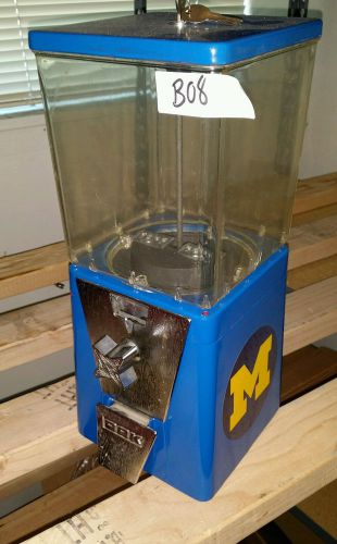 Blue Oak 300 Candy gumball machine Free play U if M michigan decal