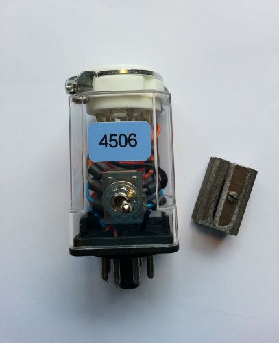 Free shipping - one(1) twin triode switch for hickok - model 4506 (octal 8-pin) for sale