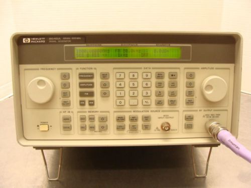 HP / Agilent 8648A 9kHz-1GHz Signal Generator + Opt 1E5 High Stability Time Base